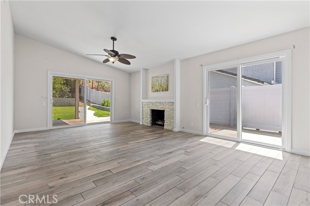 Detail Gallery Image 8 of 23 For 3862 Ravenswood Dr, Yorba Linda,  CA 92886 - 3 Beds | 2 Baths