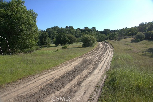 74650 Interlake Road, Bradley CA: https://media.crmls.org/medias/c7c2470f-89e8-4661-9110-c5ff47a645a3.jpg