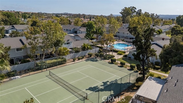 25532 Polaris Lane, Lake Forest CA: https://media.crmls.org/medias/c7c32abf-0f2d-42b2-b7e3-97a9acca7aa3.jpg
