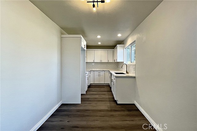 Detail Gallery Image 13 of 23 For 20723 Norwalk Bld, Lakewood,  CA 90715 - 3 Beds | 1 Baths