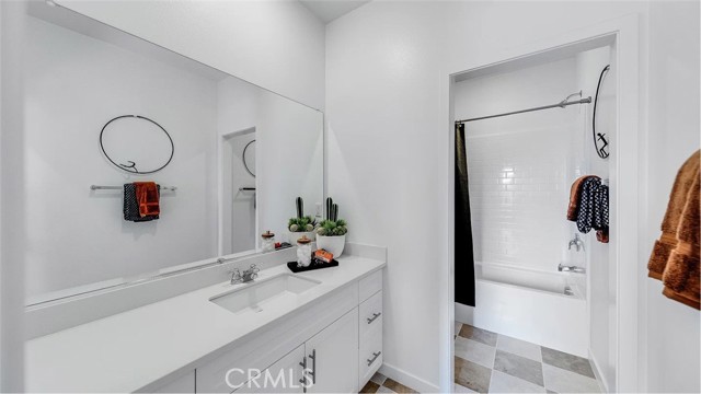 Detail Gallery Image 7 of 20 For 2654 Birdsong Privado Ave, Ontario,  CA 91761 - 4 Beds | 3 Baths