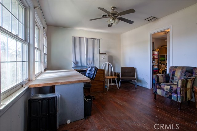 Image 10 of 24 For 3942 Marcus  