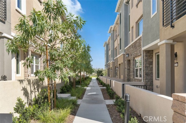 Detail Gallery Image 12 of 17 For 426 Palermo, Lake Forest,  CA 92630 - 3 Beds | 3/1 Baths