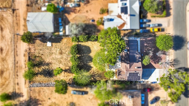 14246 Osage Road, Apple Valley CA: https://media.crmls.org/medias/c7c6e081-ac40-40b2-871c-1b46e48d660f.jpg