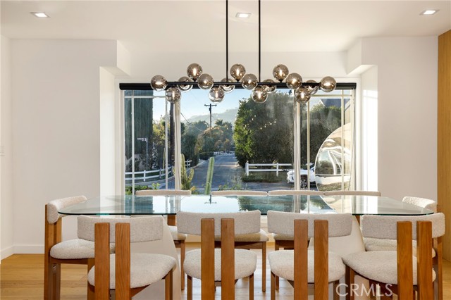 Detail Gallery Image 10 of 47 For 9742 Farralone, Chatsworth,  CA 91311 - 4 Beds | 3/1 Baths