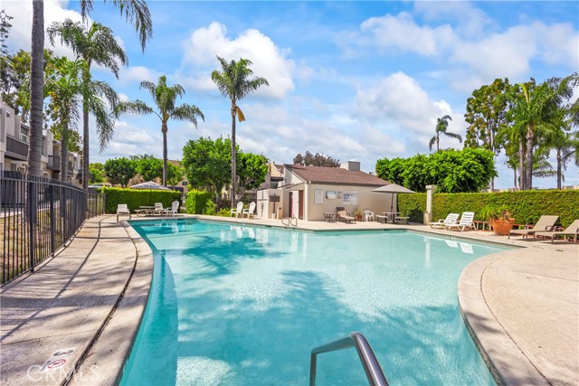 Detail Gallery Image 32 of 34 For 1735 Mountain Terrace Ln, Montebello,  CA 90640 - 4 Beds | 2/1 Baths