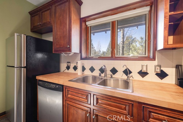 505 Lakewood Lane, Big Bear Lake, CA 92315