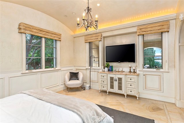 60 Golden Eagle, Irvine, California 92603, 7 Bedrooms Bedrooms, ,8 BathroomsBathrooms,Residential Purchase,For Sale,Golden Eagle,LG19153730