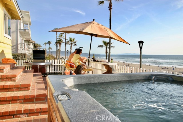 4210 The Strand, Manhattan Beach, California 90266, 5 Bedrooms Bedrooms, ,2 BathroomsBathrooms,Residential,For Sale,The Strand,SB23221862