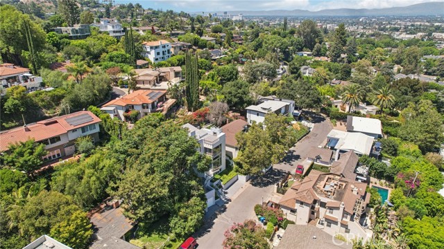 Detail Gallery Image 67 of 75 For 13424 Contour Dr, Sherman Oaks,  CA 91423 - 3 Beds | 4 Baths
