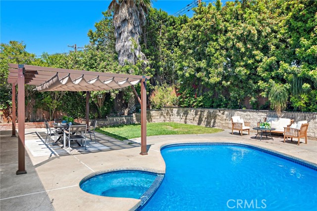 Detail Gallery Image 5 of 26 For 23076 Dune Mear Rd, Lake Forest,  CA 92630 - 4 Beds | 2 Baths