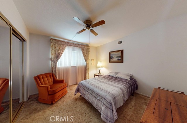 Image 19 of 41 For 9901 Westhaven Circle