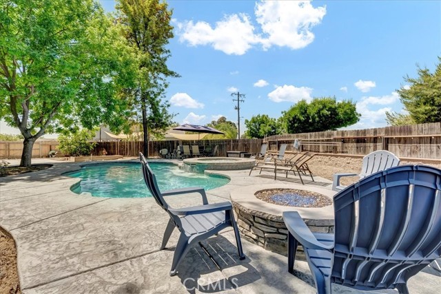 1774 Homestead Way, Lemoore CA: https://media.crmls.org/medias/c7c99853-3928-4bba-afdb-08ad361ace2b.jpg