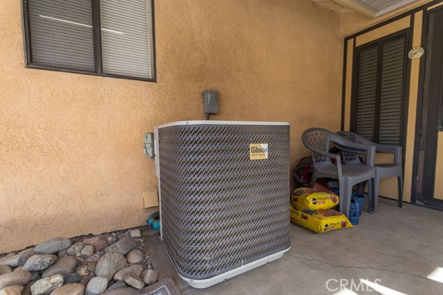 Detail Gallery Image 22 of 26 For 721 La Morena Dr, Hemet,  CA 92545 - 2 Beds | 2 Baths