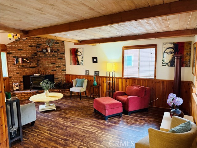 Detail Gallery Image 5 of 18 For 25960 Lilac Dr, Idyllwild,  CA 92549 - 2 Beds | 1/1 Baths