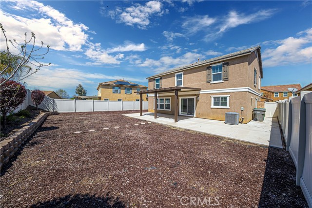 Detail Gallery Image 7 of 13 For 25287 Hitch Rail Ln, Menifee,  CA 92584 - 5 Beds | 3 Baths