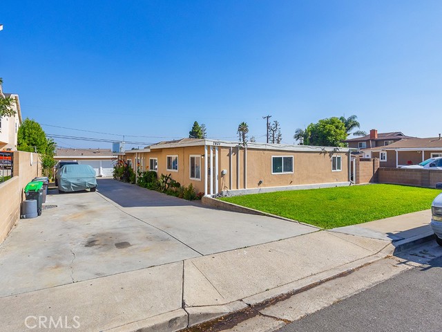 7821 Newman Avenue #3, Huntington Beach, CA, 92647 7821 Newman Avenue #3, Huntington Beach, CA, 92647