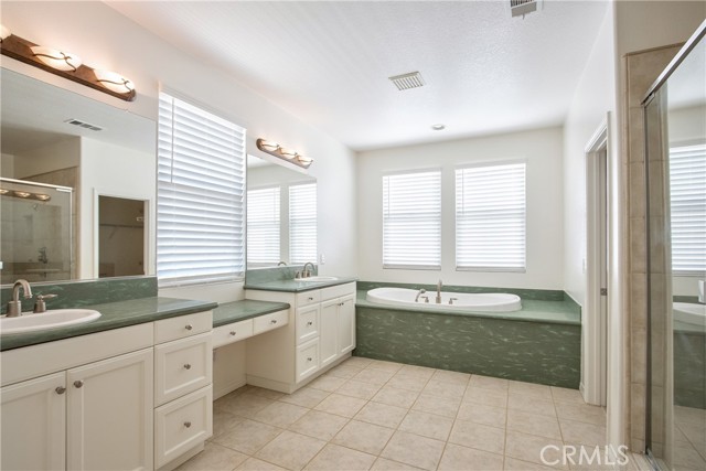 Detail Gallery Image 39 of 75 For 37639 Botanica Pl, Murrieta,  CA 92562 - 6 Beds | 4 Baths