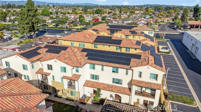 Detail Gallery Image 28 of 33 For 14116 Bay, La Mirada,  CA 90638 - 2 Beds | 2/1 Baths