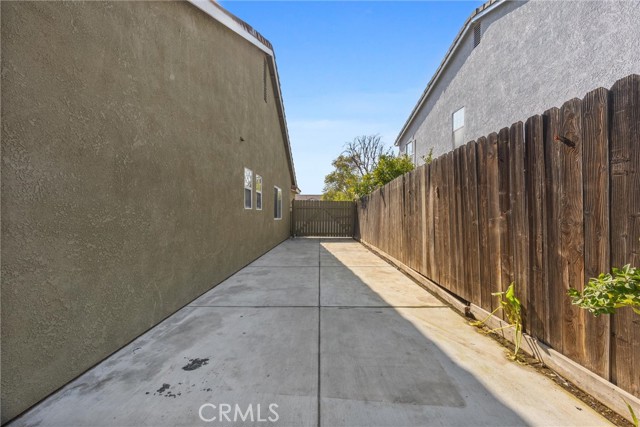 Detail Gallery Image 46 of 56 For 10302 Willow Bend Ct, Bakersfield,  CA 93312 - 4 Beds | 2 Baths