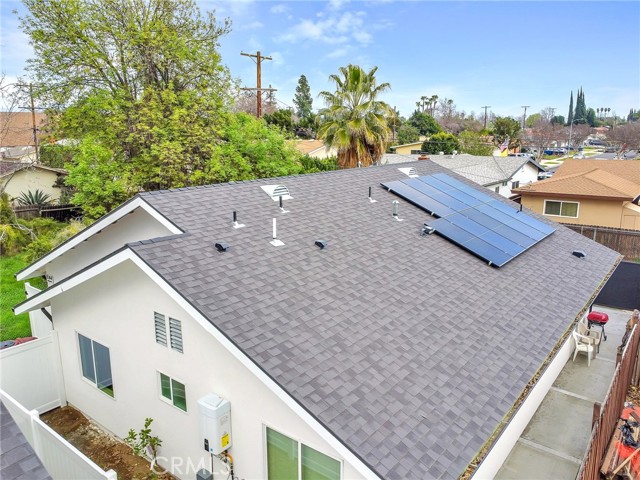 8144 Louise Avenue, Northridge CA: https://media.crmls.org/medias/c7cc783d-b96b-4d69-a1c3-0a0f64956e09.jpg