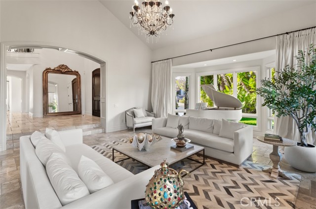 Detail Gallery Image 2 of 52 For 6 Windemere Ct, Newport Coast,  CA 92657 - 5 Beds | 4/1 Baths