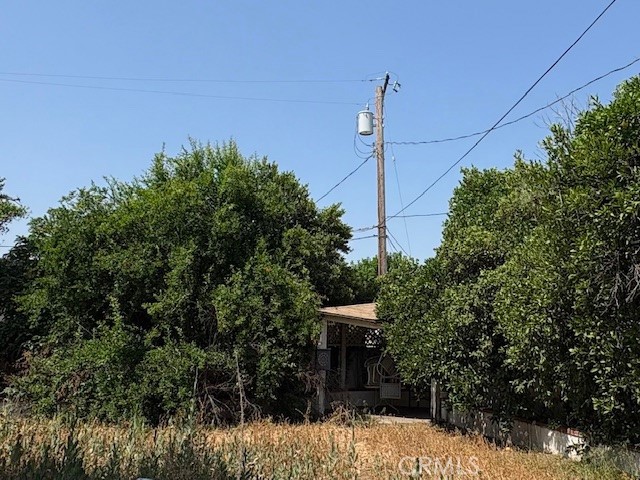 https://media.crmls.org/medias/c7cdb2ed-685c-42e4-a507-7aadbfa32b3d.jpg?preset=X-Large