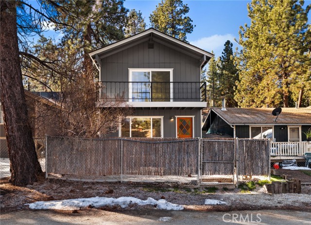 Detail Gallery Image 5 of 44 For 314 W Aeroplane, Big Bear City,  CA 92314 - 2 Beds | 2 Baths