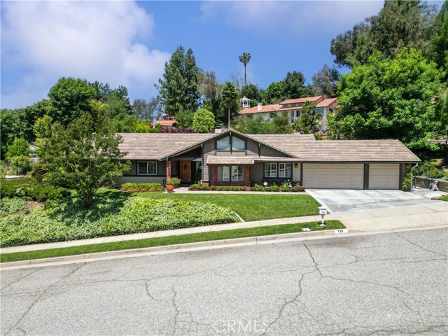 Detail Gallery Image 1 of 43 For 725 Beaverbrook Ln, Glendora,  CA 91740 - 4 Beds | 3 Baths