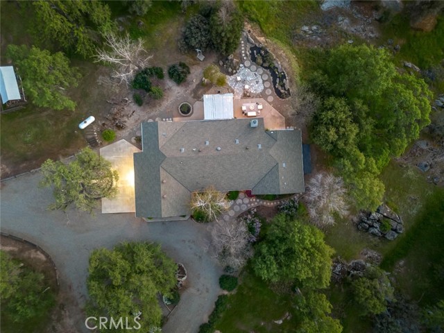 41797 River Knolls Way, Coarsegold CA: https://media.crmls.org/medias/c7cfe2b5-675e-4d96-9adf-530475626d7c.jpg