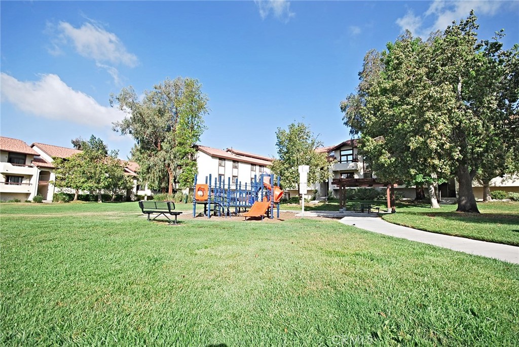 https://media.crmls.org/medias/c7d0e28a-1d0e-4578-961a-7f9a30cf6526.jpg?preset=X-Large