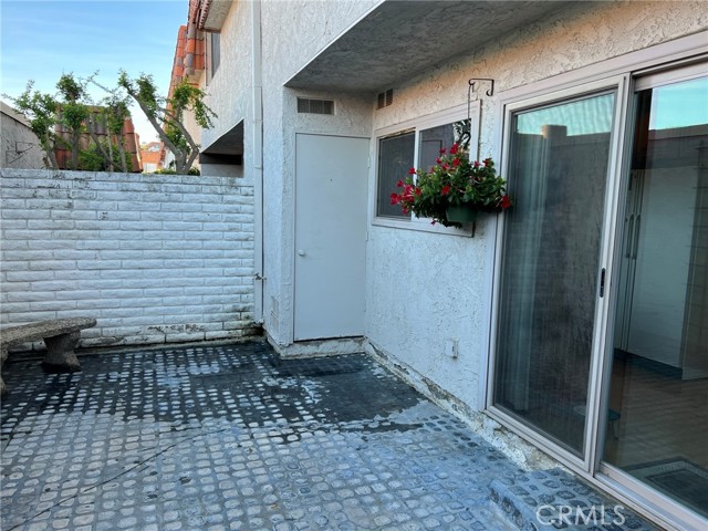 Private Rear Patio Private Rear Patio