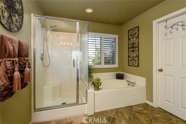 Detail Gallery Image 20 of 37 For 1091 Benedict Cir, Corona,  CA 92882 - 5 Beds | 3 Baths