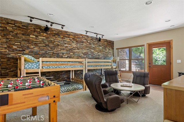 Detail Gallery Image 23 of 30 For 905 Del Norte Ln, Lake Arrowhead,  CA 92352 - 3 Beds | 2/1 Baths