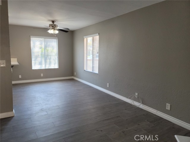 Detail Gallery Image 8 of 26 For 201 Laurel Ave #17,  Brea,  CA 92821 - 2 Beds | 2/1 Baths