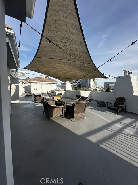 Detail Gallery Image 20 of 21 For 6038 Carlton Way #207,  Los Angeles,  CA 90028 - 2 Beds | 3 Baths