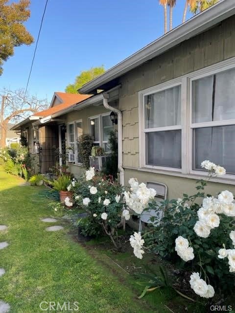 2583 North Lincoln Street photo 3