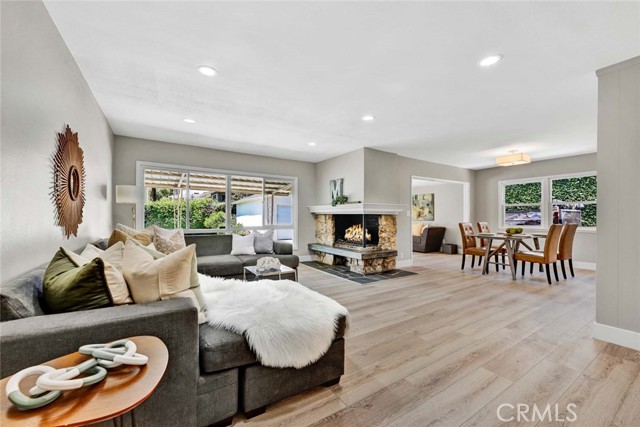 1119 N Lincoln Avenue, Fullerton CA: https://media.crmls.org/medias/c7d54619-b7a9-492c-ae57-91e03eb93037.jpg