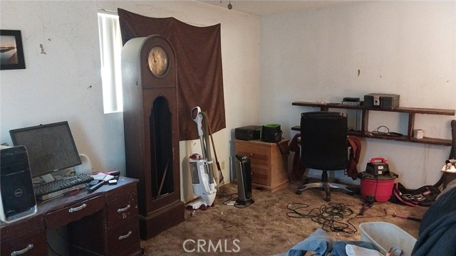 982 E Barnard Street, Blythe CA: https://media.crmls.org/medias/c7d58c34-8de9-416d-950e-3e423a2decfb.jpg