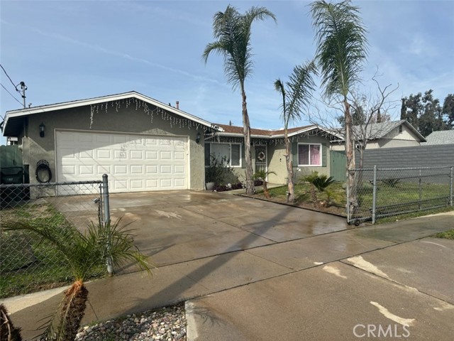 7740 Lombardy Avenue, Fontana, California 92336, 3 Bedrooms Bedrooms, ,1 BathroomBathrooms,Single Family Residence,For Sale,Lombardy,RS25034703