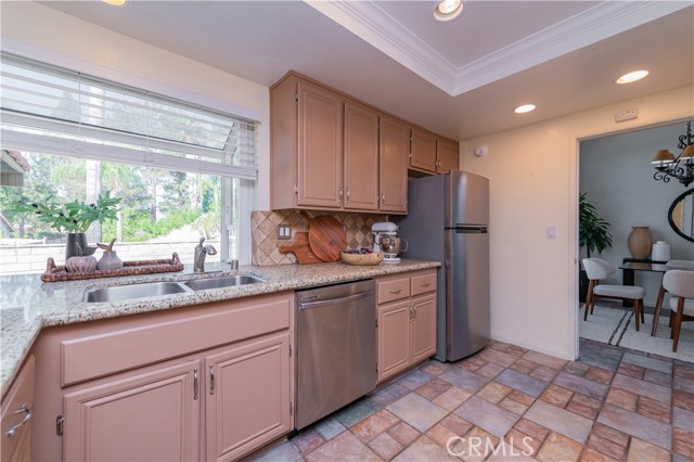 Detail Gallery Image 19 of 38 For 11427 Lomello Way, Rancho Cucamonga,  CA 91701 - 4 Beds | 2/1 Baths