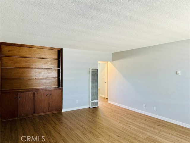 Detail Gallery Image 3 of 10 For 70 N San Mateo #5,  Redlands,  CA 92373 - 2 Beds | 1 Baths