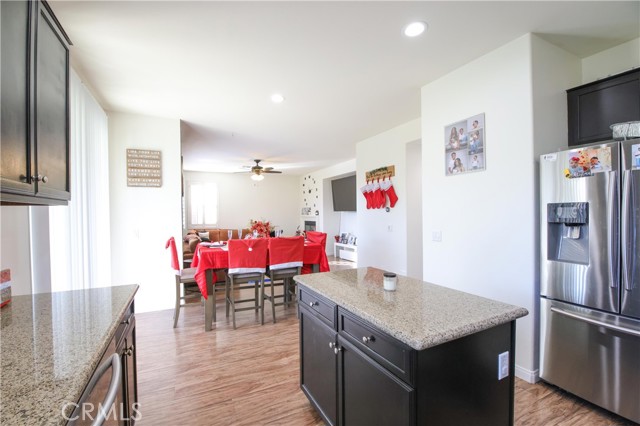 Detail Gallery Image 17 of 47 For 3919 Obsidian Rd, San Bernardino,  CA 92407 - 4 Beds | 2/1 Baths