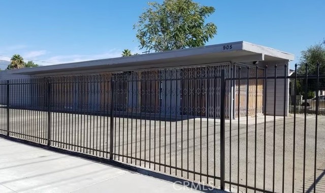 905 N Sierra Way, San Bernardino, California 92410, ,Commercial Sale,For Sale,905 N Sierra Way,CROC23184534