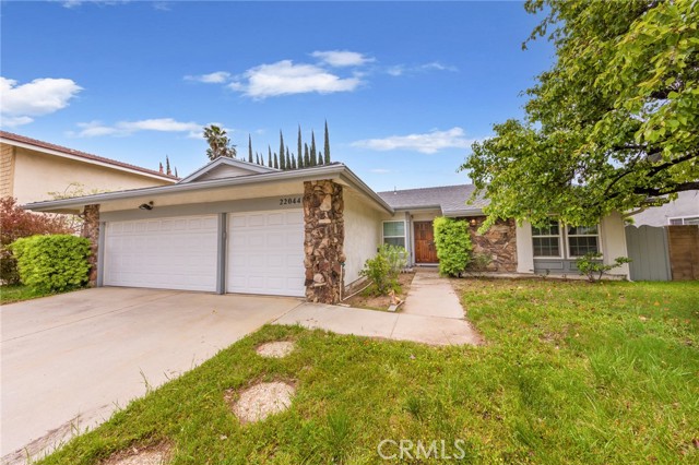 Detail Gallery Image 1 of 22 For 22044 Mayall St, Chatsworth,  CA 91311 - 4 Beds | 2/1 Baths