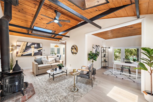 Detail Gallery Image 4 of 39 For 29229 Hazel Bell Dr, Silverado Canyon,  CA 92676 - 3 Beds | 2 Baths