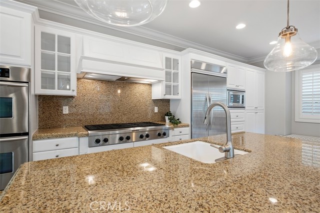20 Townsend, Irvine CA: https://media.crmls.org/medias/c7d81e8a-4505-456c-974b-3ef17d471567.jpg