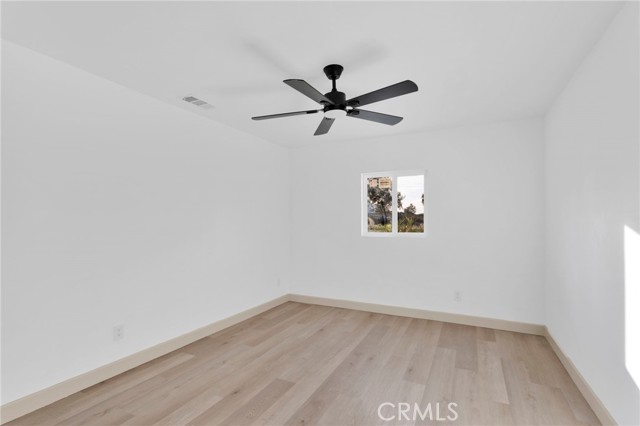 Detail Gallery Image 52 of 71 For 329 Lindero Rd, Pinon Hills,  CA 92372 - 7 Beds | 4 Baths