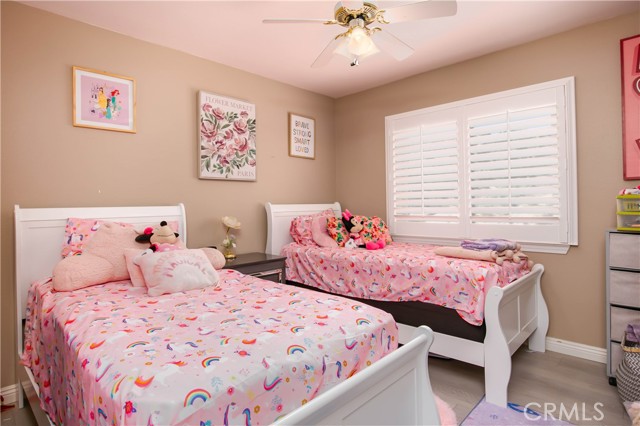 1805 Date Palm Drive, Palmdale CA: https://media.crmls.org/medias/c7d957f3-f9a5-4830-9a7c-d1bed05c92df.jpg