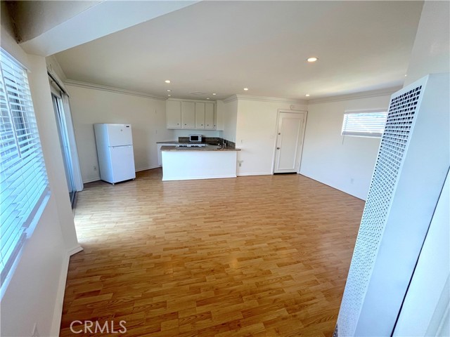100 Cliff Drive, Laguna Beach CA: https://media.crmls.org/medias/c7dc4160-2eb9-4a8f-a2d1-1d2389359743.jpg
